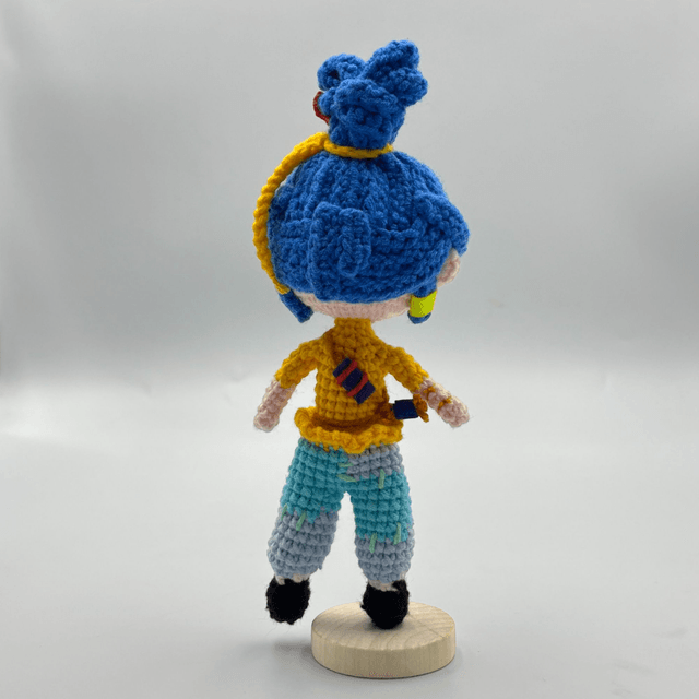 Poupée amoureuse bleue